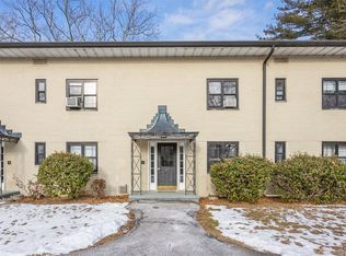 25 Manchester Road #B-23, Eastchester, NY 10709