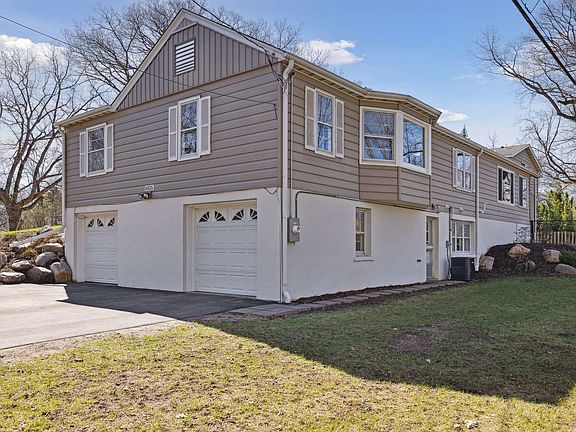 2nd image of 6525 Glenwood Ave