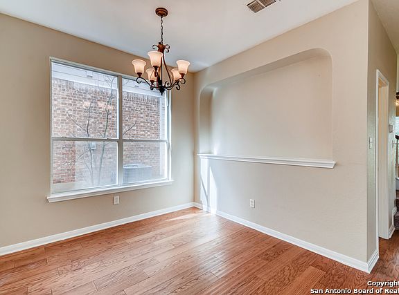 5th image of 1207 Ganton Ln