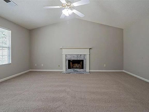 3rd image of 404 Amelia Garden Way