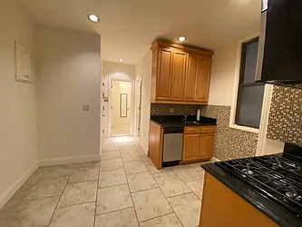 Rented by Best Apartments North Inc