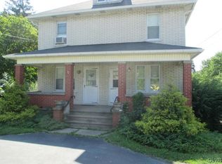 976 Pennsylvania Ave, Pen Argyl, PA 18072