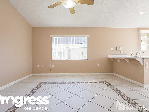 2nd image of 13871 Glasser Ave