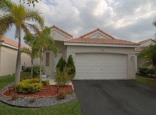 4448 Blossom Ln, Weston, FL 33332