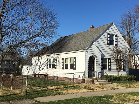 2nd image of 919 Miner St