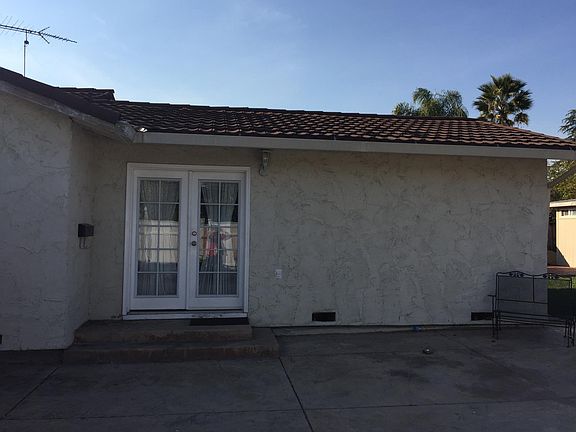 4th image of 5838 Santa Teresa Blvd