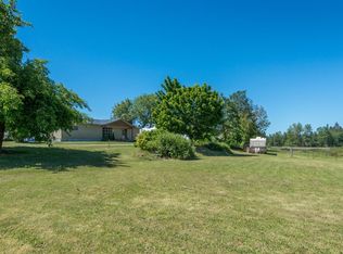 5588 Prairie Ln, Grants pass, OR 97527