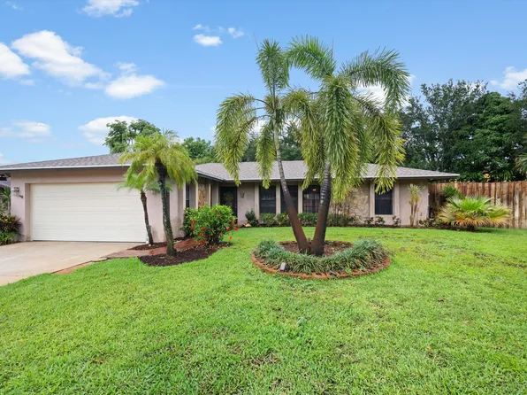 975 Ryanwood Drive, West Palm Beach, FL 33413