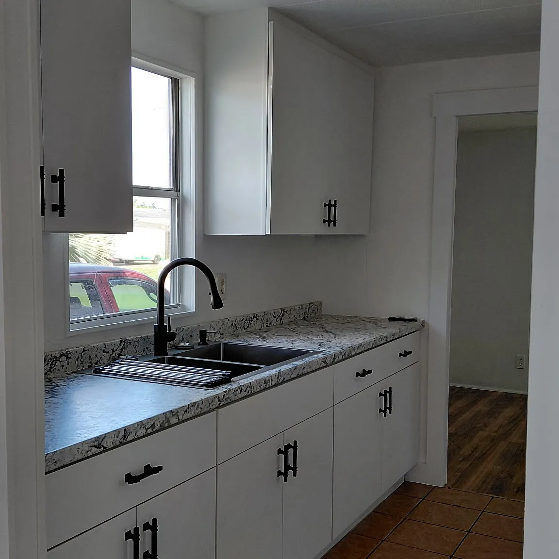 3 bed, 1248 sqft, $1,950 — Photo 2