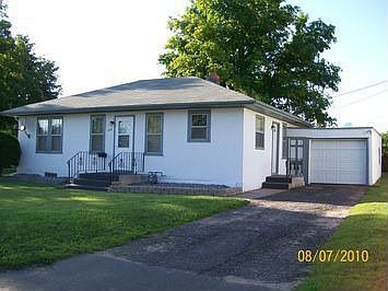 1st image of 325 8th Ave SE
