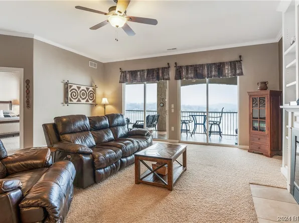 184 Plaza Gardens Ct Unit 5A, Camdenton, MO 65020