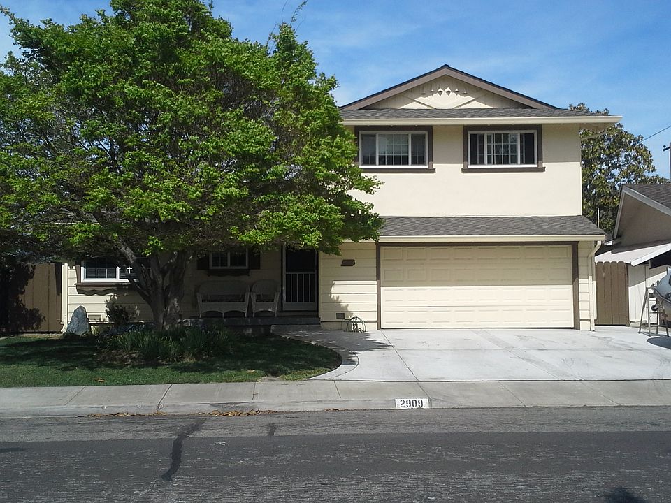 1st image of 2909 Barkley Ave