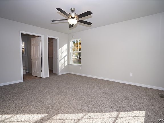 4th image of 3806 Benton Ave