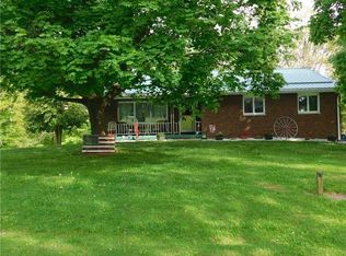 1206 Bagdad Rd, Leechburg, PA 15656