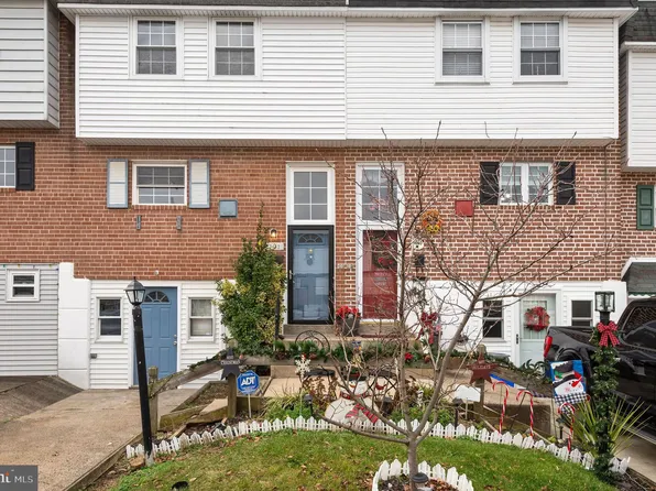 3642 Whitehall Ln, Philadelphia, PA 19114