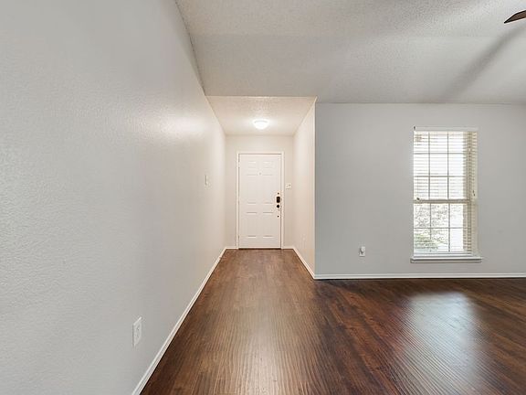 3rd image of 9139 Grand Canal Dr