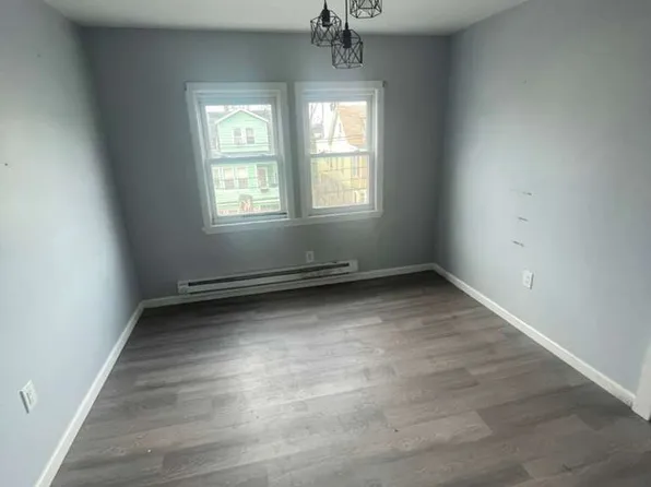 270 Schley St #3F, Newark, NJ 07112