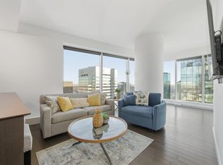 10360 102nd St NW #3208, Edmonton, AB T5J0K6