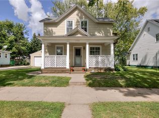 1116 Summit St, Eau Claire, WI 54703
