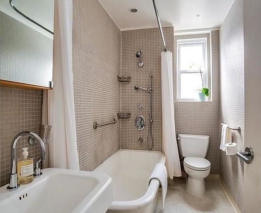 4th image of 115 E 90th St #8C