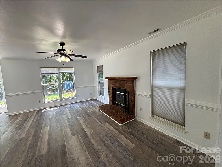 9419 Oren Thompson Rd — Photo 6