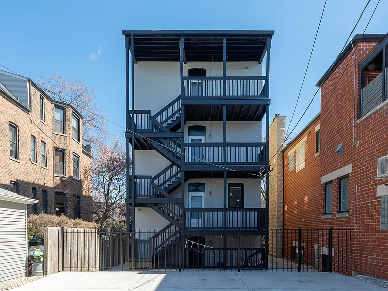 2036 N Hoyne Ave #2 — Photo 24