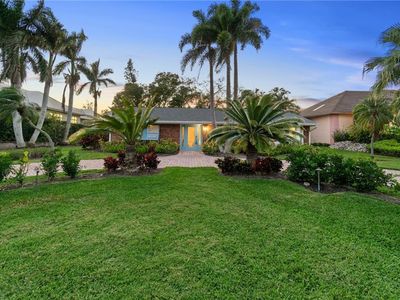 1650 3rd ST S, Naples, FL, 34102