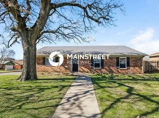 6230 Hott Springs Dr, Arlington, TX 76001