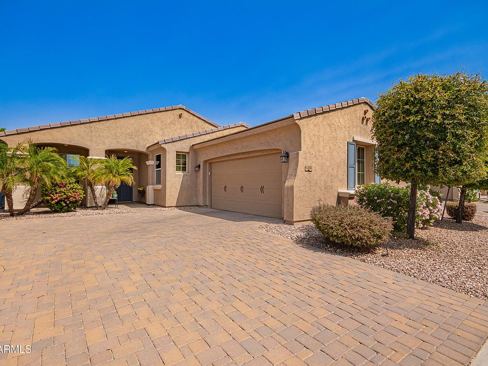 1st image of 14390 W DESERT FLOWER Drive