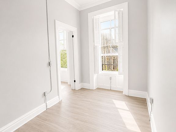 4th image of 49 Ten Broeck St #3