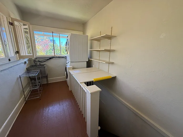 3355 Brant St — Photo 32
