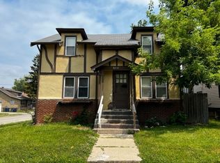 650 Massena Ave, Waukegan, IL 60085