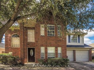 19223 Twin Buttes Dr, Tomball, TX 77375