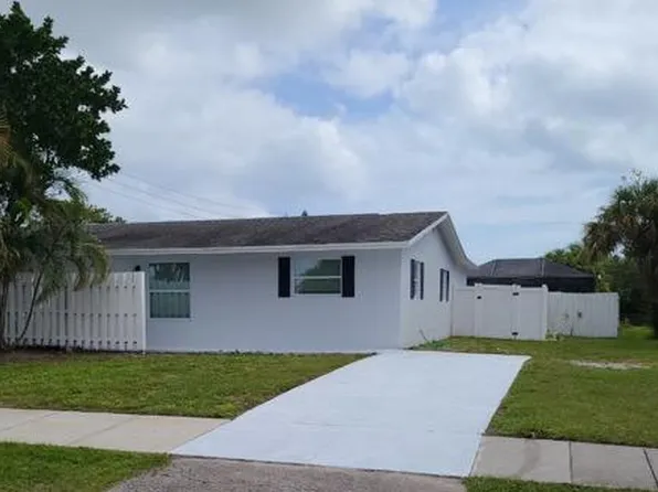 3031 NE Savannah Rd #2, Jensen Beach, FL 34957