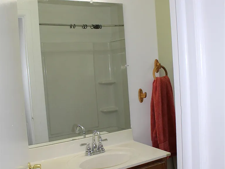 37 Maplecrest Dr — Photo 7