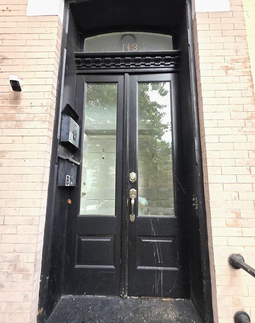 113 4th St SE — Photo 2