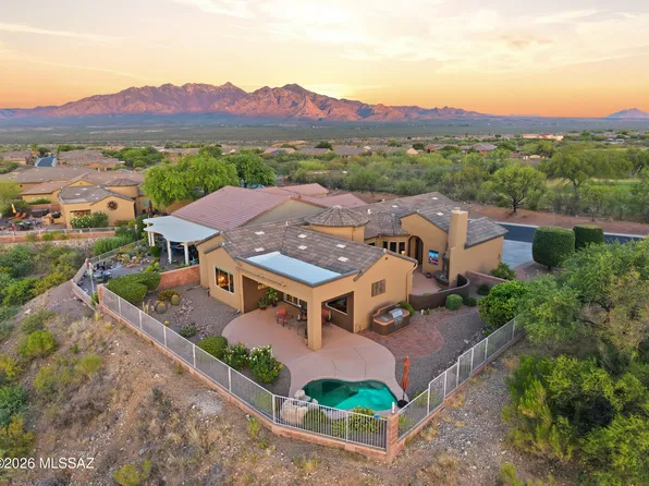 2208 W Bassett Peak Dr, Green Valley, AZ 85622