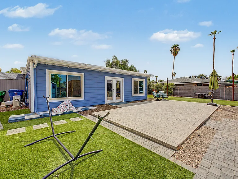 1002 S Longwood Loop — Photo 24