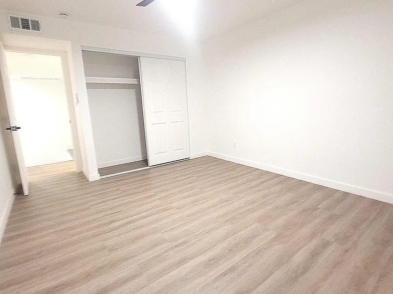 3416 N 44th St #51 — Photo 12