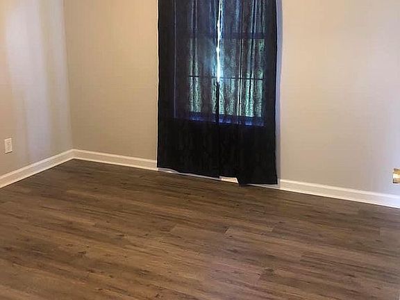 Guest Bedroom #1