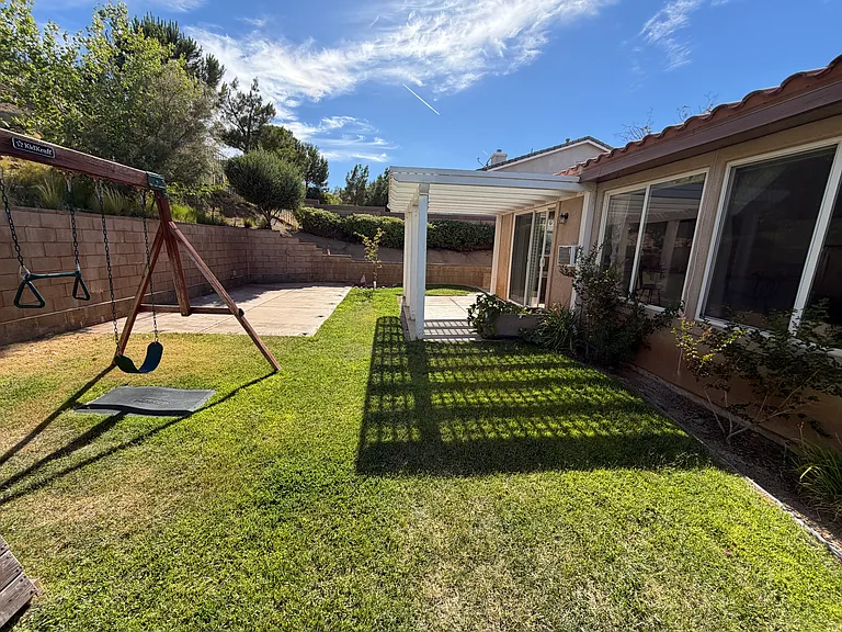 5552 Las Brisas Ter — Photo 20