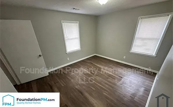 3276 Ashland St — Photo 6