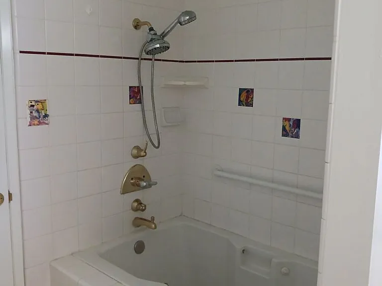 1111 McClaren Dr — Photo 17