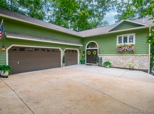 107 Cascade Ct, Lake Ozark, MO 65049