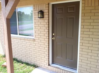 2032 N Gregg Ave, Fayetteville, AR 72703