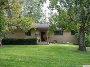 15974 Lore Mound Rd, Dubuque, IA 52002