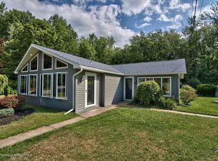 36 Rushbrook Rd, Scott Township, PA 18433