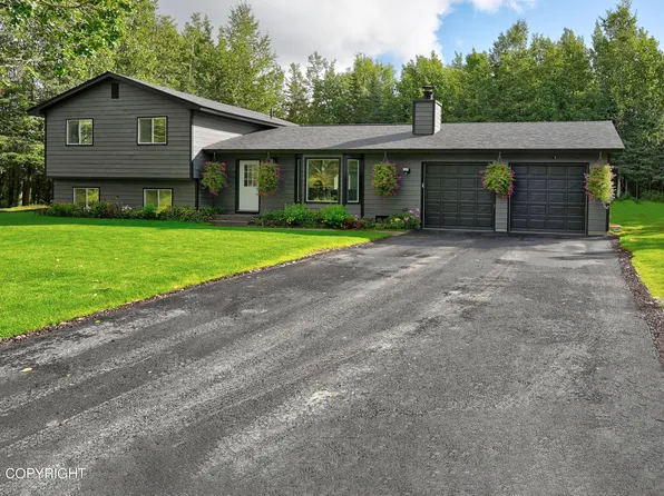 585 Wortham Ave, Kenai, AK 99611