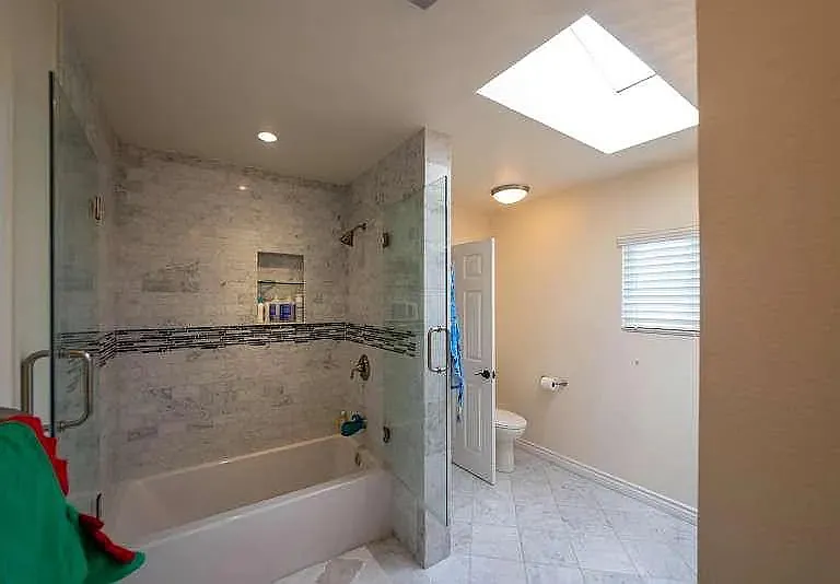 7403 Alverstone Ave — Photo 41