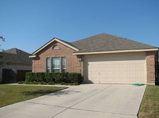 7407 Great Lakes Dr, San Antonio, TX 78244